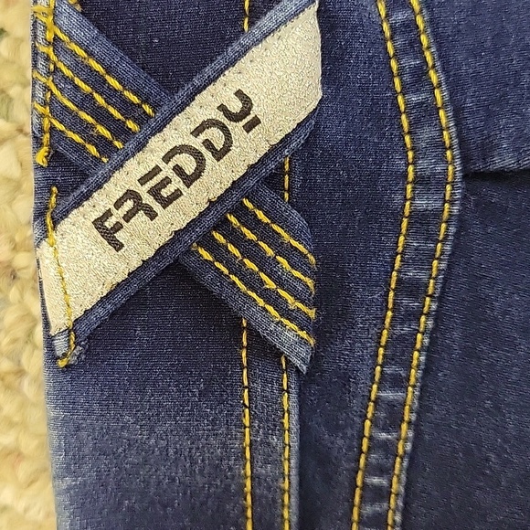 Freddy Low Rise Freddy WR.UP Jeans Women's Sz 8. Cotton/spandex. Suede Knees - Picture 6 of 9